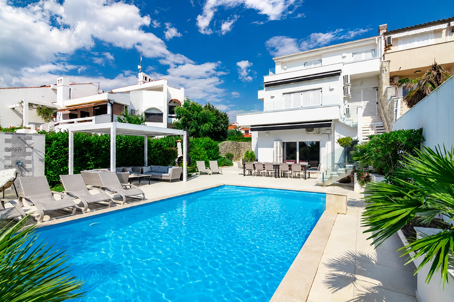 Villa Azure Oasis terrace, pool and the Adriatic Sea